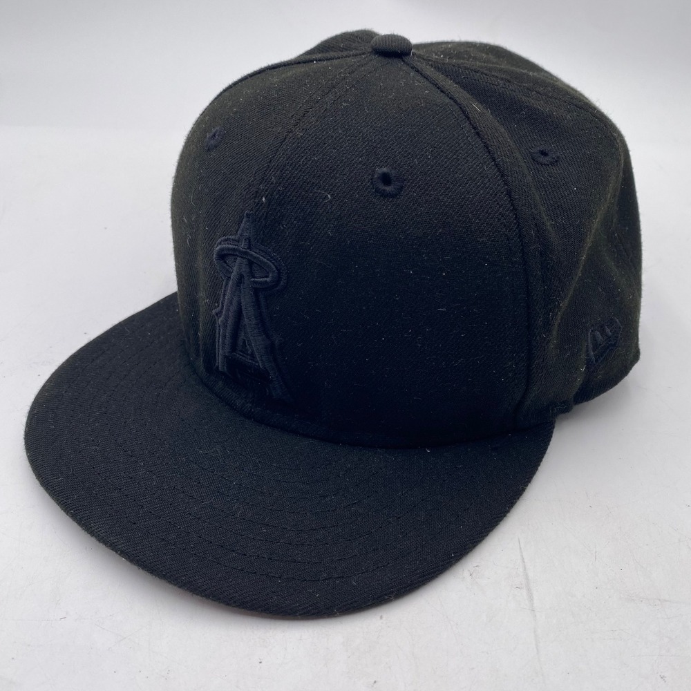 ANGELS New Era 59FIFTY Fitted Hat Size 8 Blackout Black MLB Baseball Cap Mens